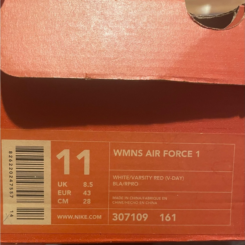 NWT VALENTINES 💘 woman’s Air Force 1’s - Picture 11 of 11